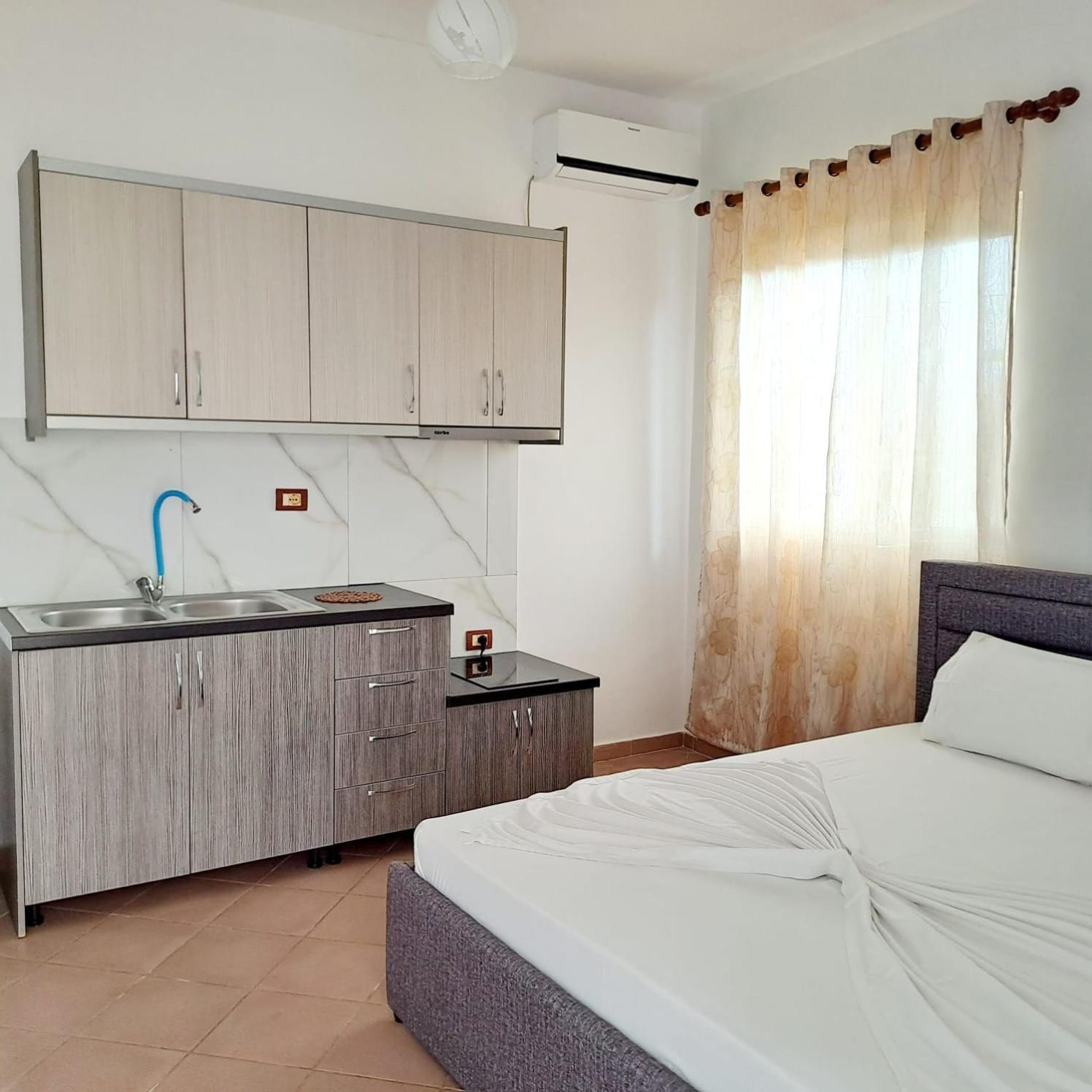 Vila Bashkim Ksamil Quarto foto